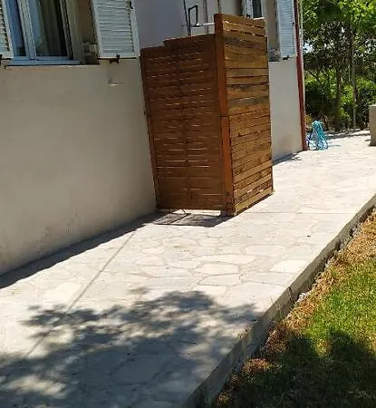 Nyaraló Comfortable Near The Sea