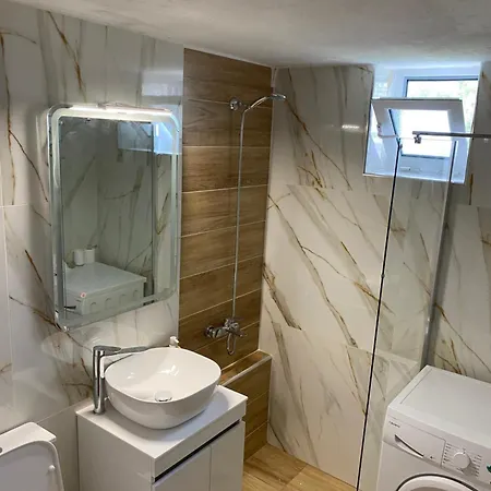 Comfortable Near The Sea Nyaraló