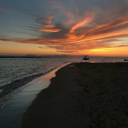 Nyaraló Comfortable Near The Sea Ájosz Ilíasz