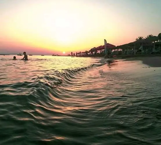 Comfortable Near The Sea Semesterbostad *